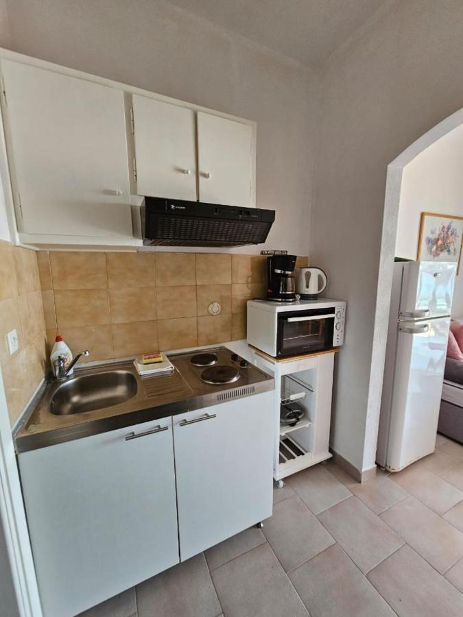Standart 148 , Glyfada (Corfu)